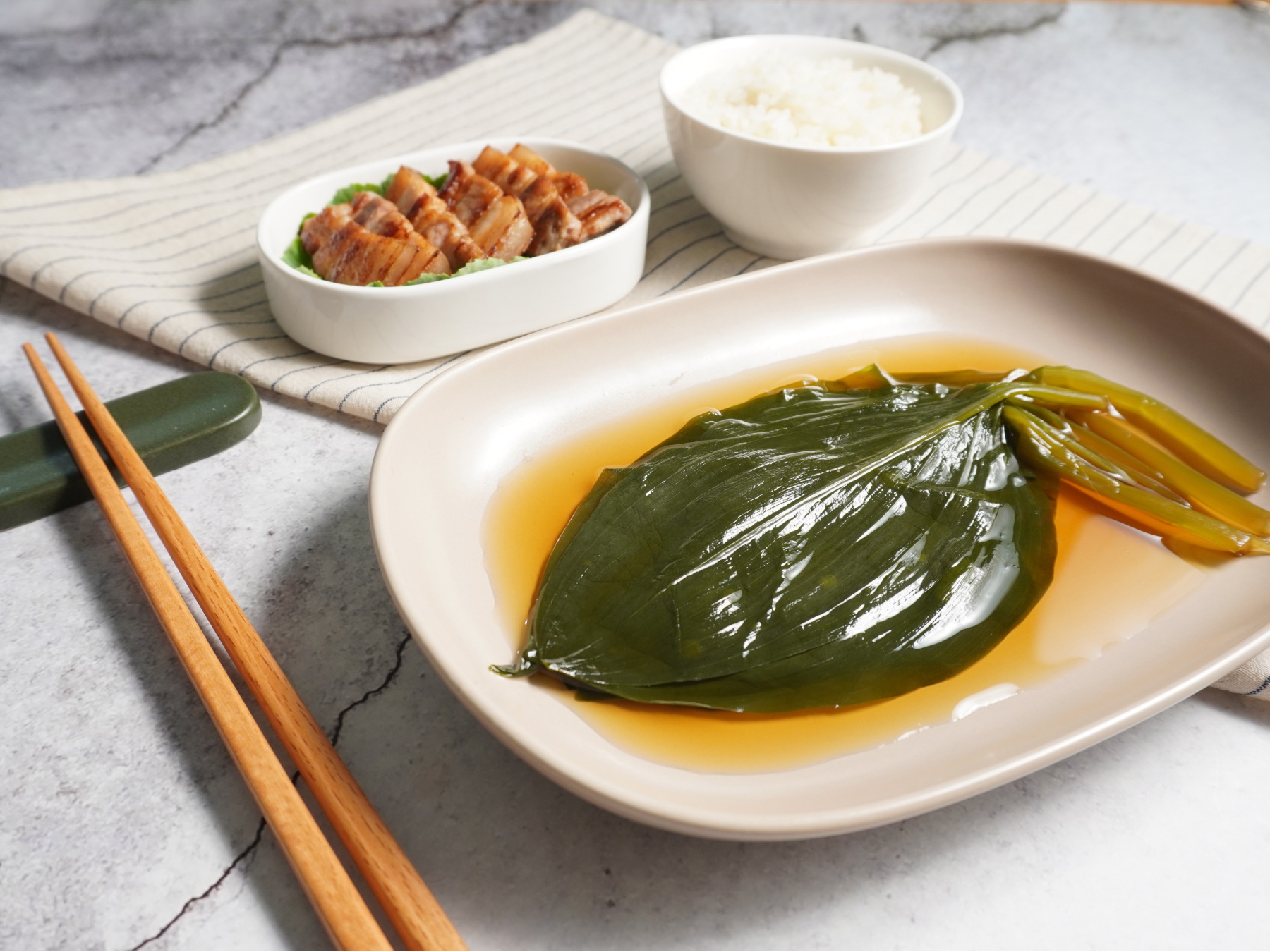 정성스럽게 차린 음식